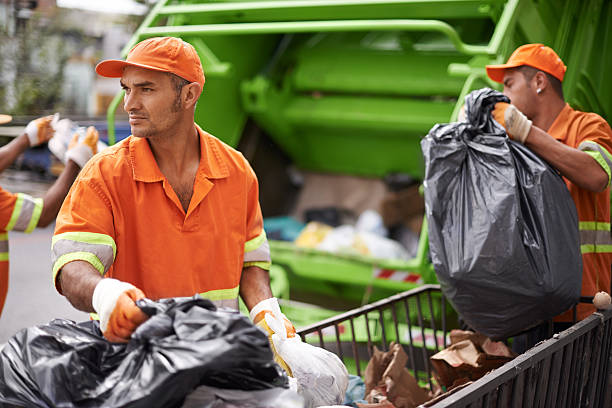 Best Construction Debris Removal  in Salt Creek Commons, IN